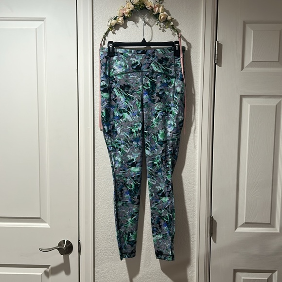 Lululemon Swift Speed High-Rise Tight 28" - Picture 5 of 10